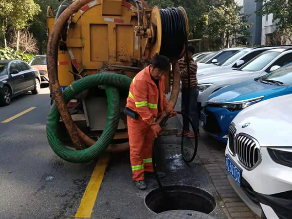 革吉排污管道清淤